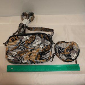 LugCoupe Convertible Crossbody / Belt bag and Heart Coin PurseEUC